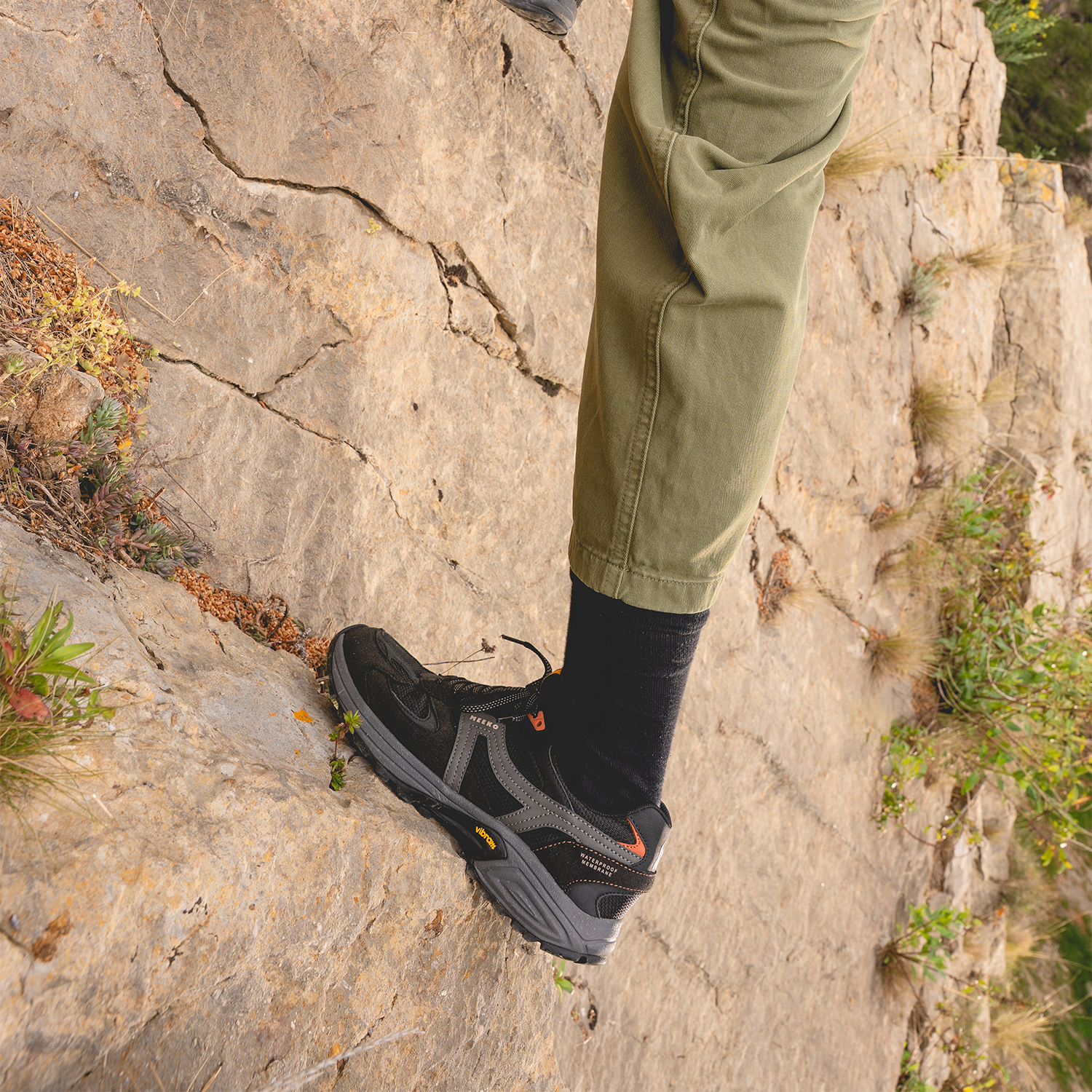 CAPRA - NIGHT - BASKETS TECHNIQUES ET DURABLES