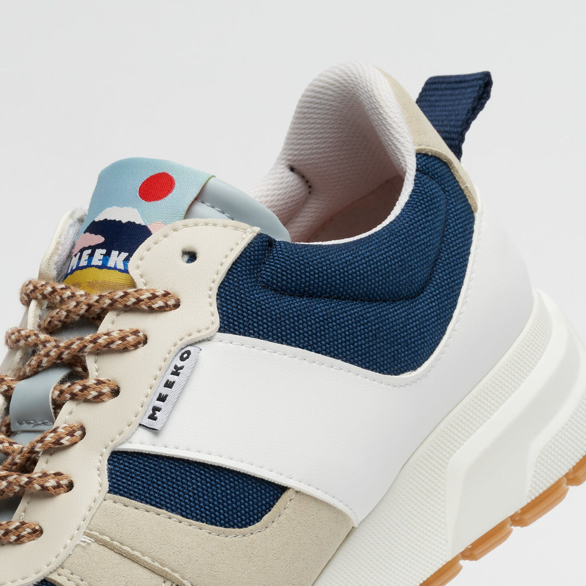 COCO PONGO CORDURA® - OCEAN nachhaltige und verantwortungsvolle Outdoor-Sneaker, Beige, Blau und Weiß, technische Schnürsenkel, weiße und braune Sohlen