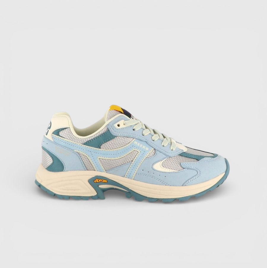 CAPRA – LIGHT BLUE – TECHNISCHE UND NACHHALTIGE SNEAKER