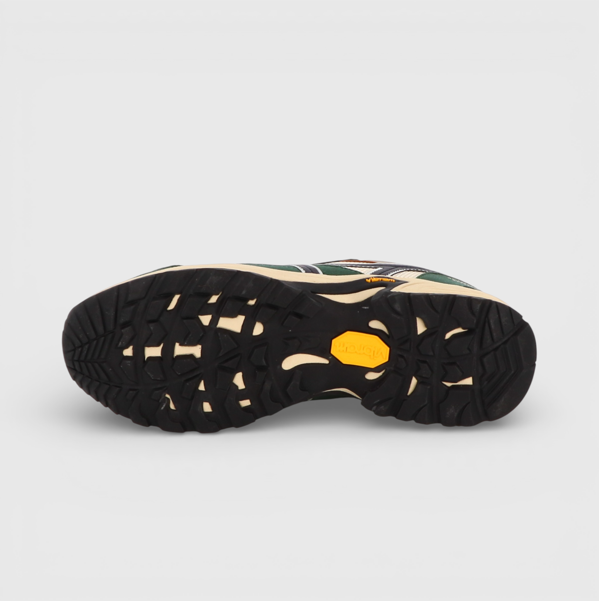 CAPRA - GREEN - BASKETS TECHNIQUES ET DURABLES