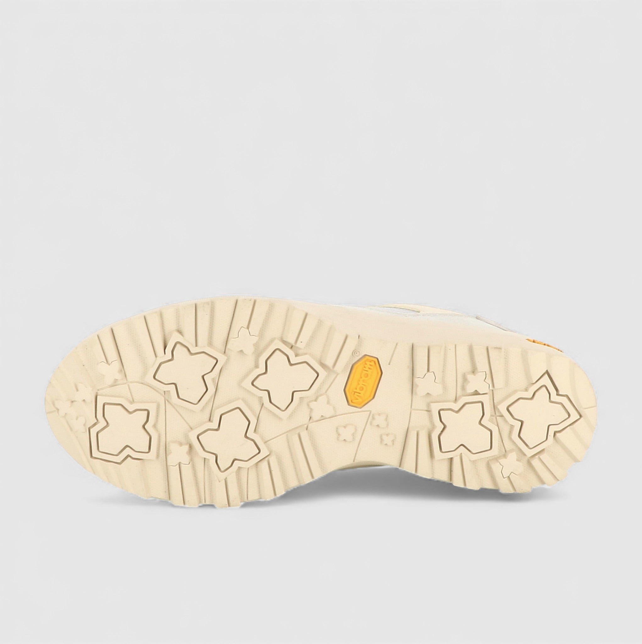 NANUK - OFF-WHITE - BASKETS TECHNIQUES ET DURABLES