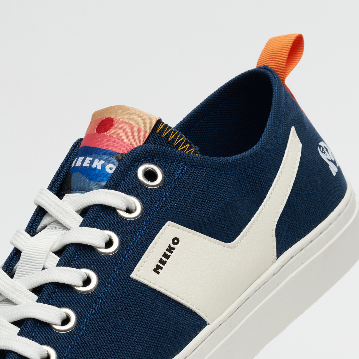 LUTRA- OCEAN - sustainable and responsible urban sneakers in cordura canvas, ocean blue and beige, white laces, white sole